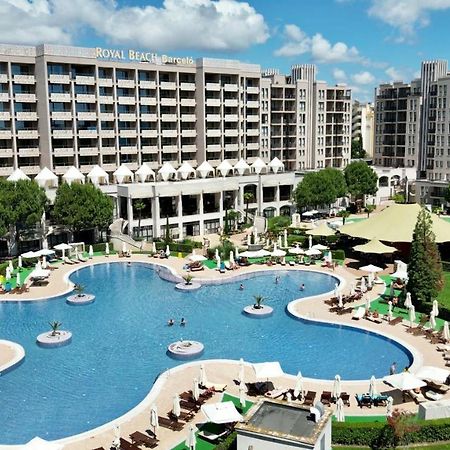 Royal Beach Apartments - 5M To Pool, 100M To Beach Napospart Kültér fotó