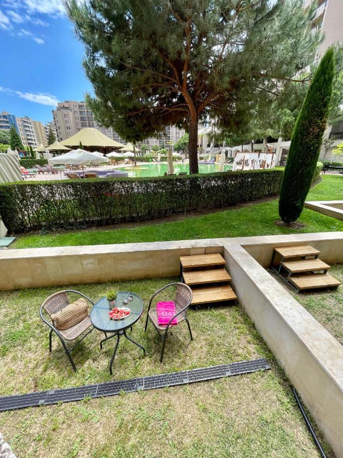 Royal Beach Apartments - 5M To Pool, 100M To Beach Napospart Kültér fotó