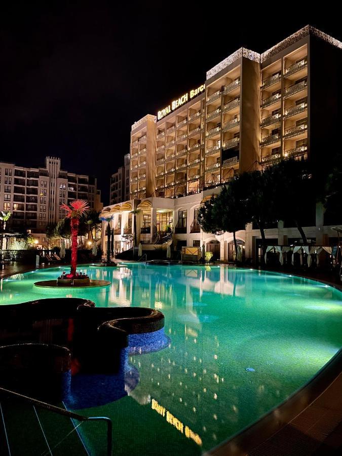 Royal Beach Apartments - 5M To Pool, 100M To Beach Napospart Kültér fotó